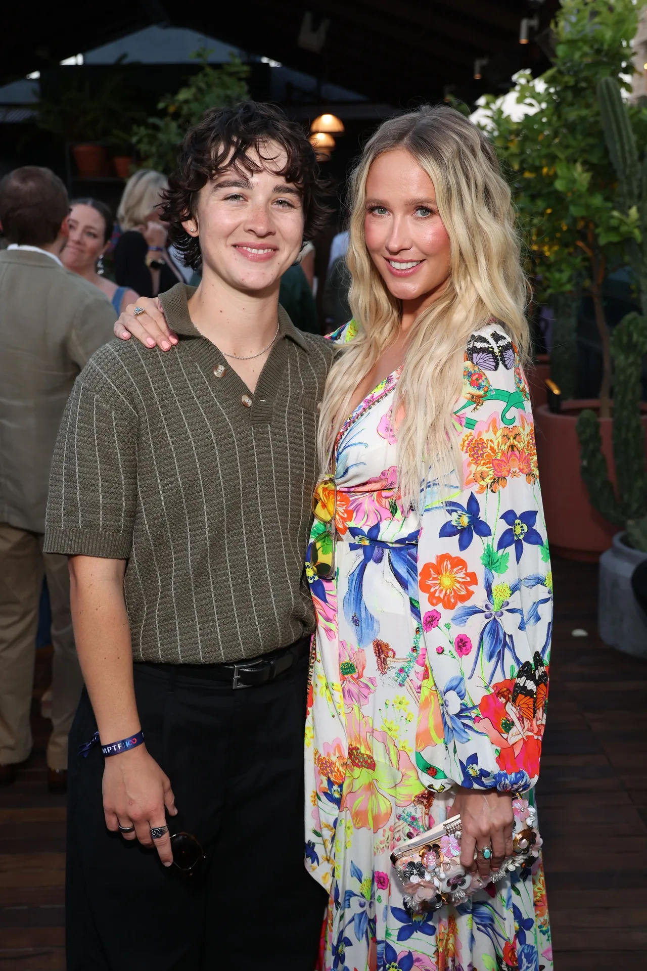 Jade Whipkey and Anna Camp make stunning red carpet appearance
