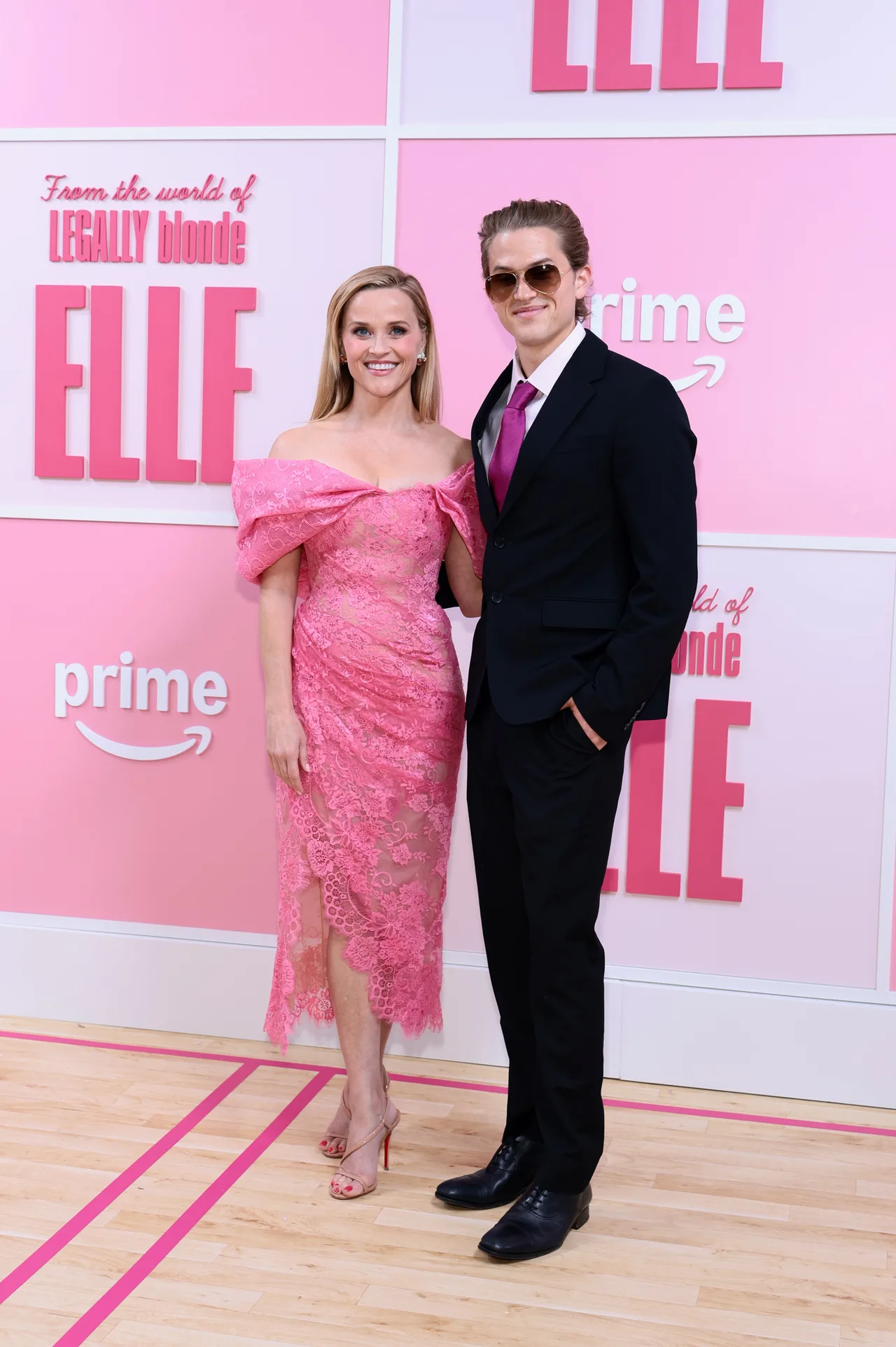 Deacon Phillippe revives iconic 'Legally Blonde' premiere fashion with Reese Witherspoon
