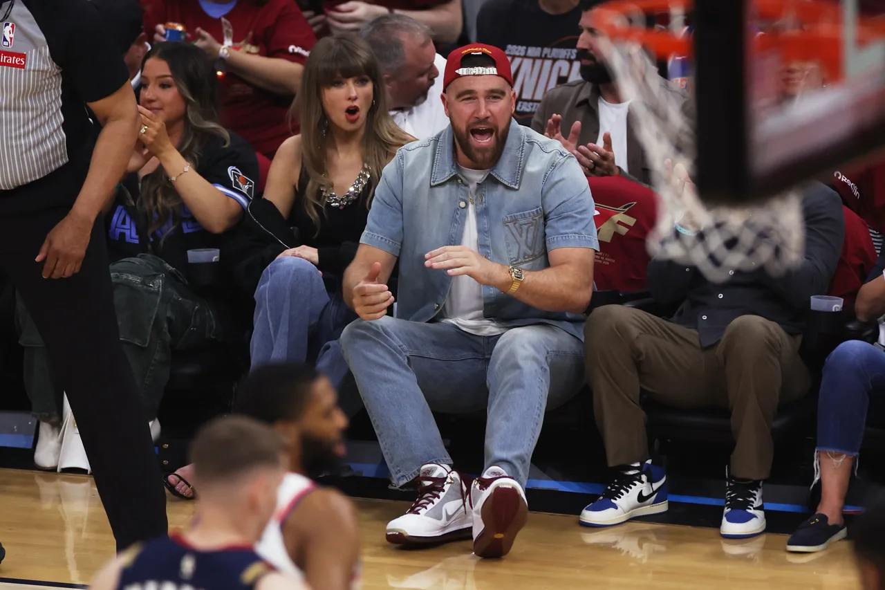 Taylor Swift and Travis Kelce remained high in spirits throughout the game
