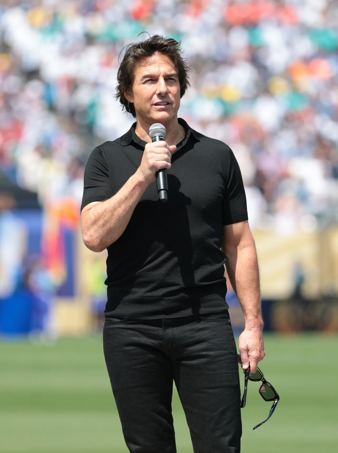 Tom Cruise's FIFA World Cup speech becomes the ultimate celebrity highlight