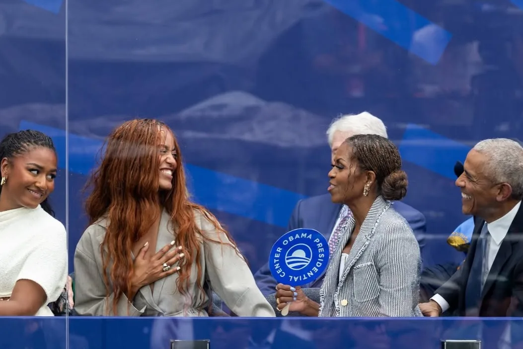 Malia shines at Obama Presidential Center opening