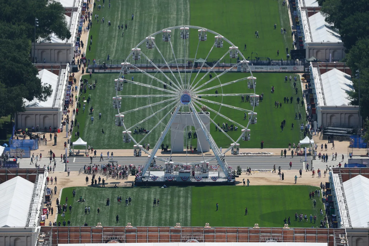 Giant 110-foot Ferris wheel dominates skyline