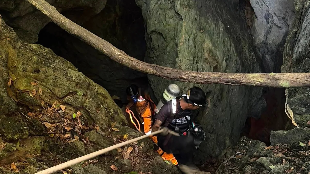 Race Against Time: Dramatic photos as first person rescued from flooded Laos cave, 4 remain trapped