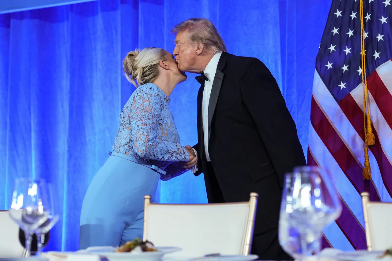 A warm greeting from Trump