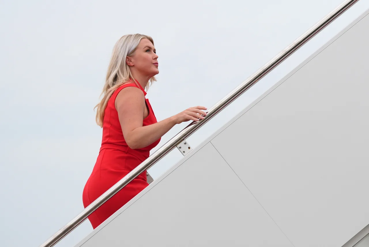 Leavitt joins Trump on Air Force One