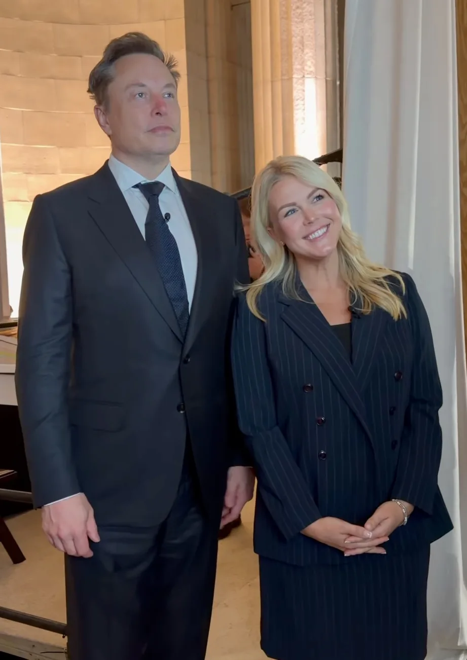 Leavitt shares a moment with Elon Musk