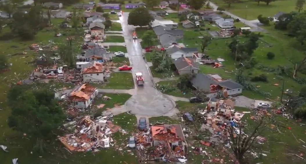Residents recount terrifying tornado impact