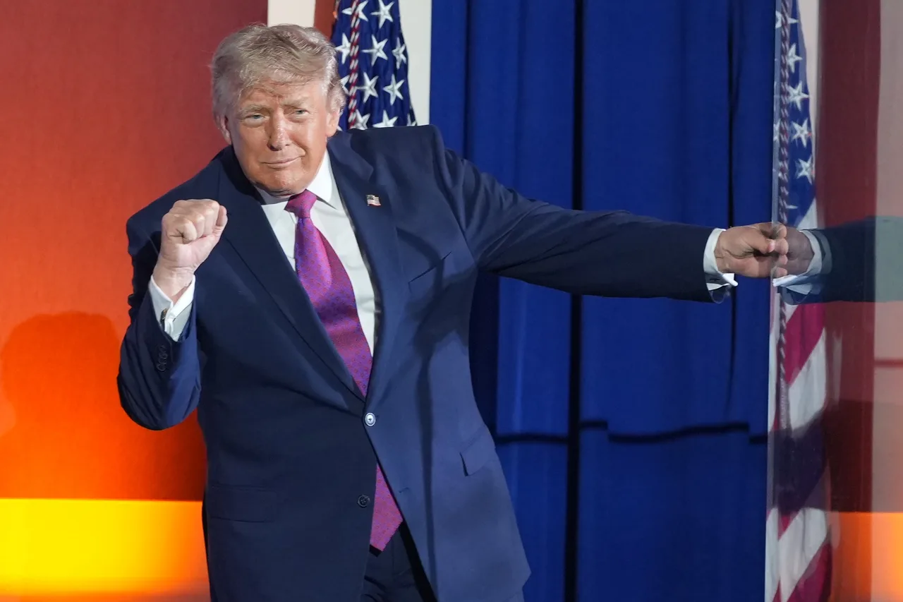 Trump brings signature flair to event