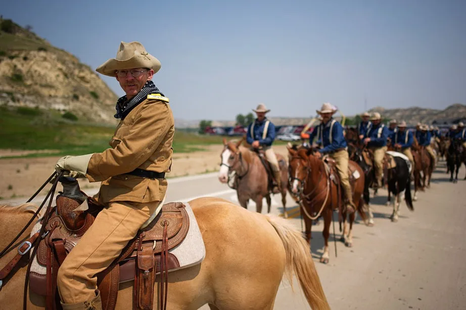 Trump gets cowboy-style welcome