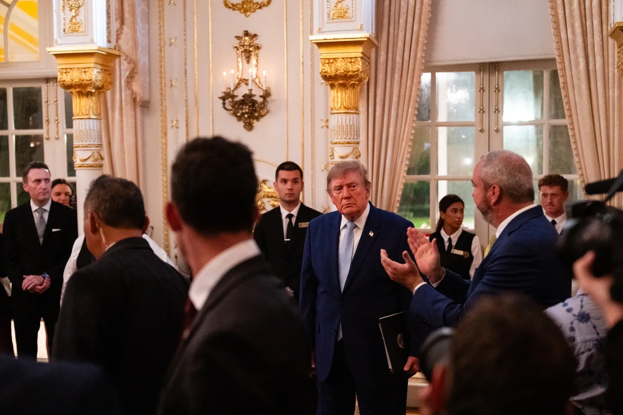 Trump makes his entrance as guests gather around