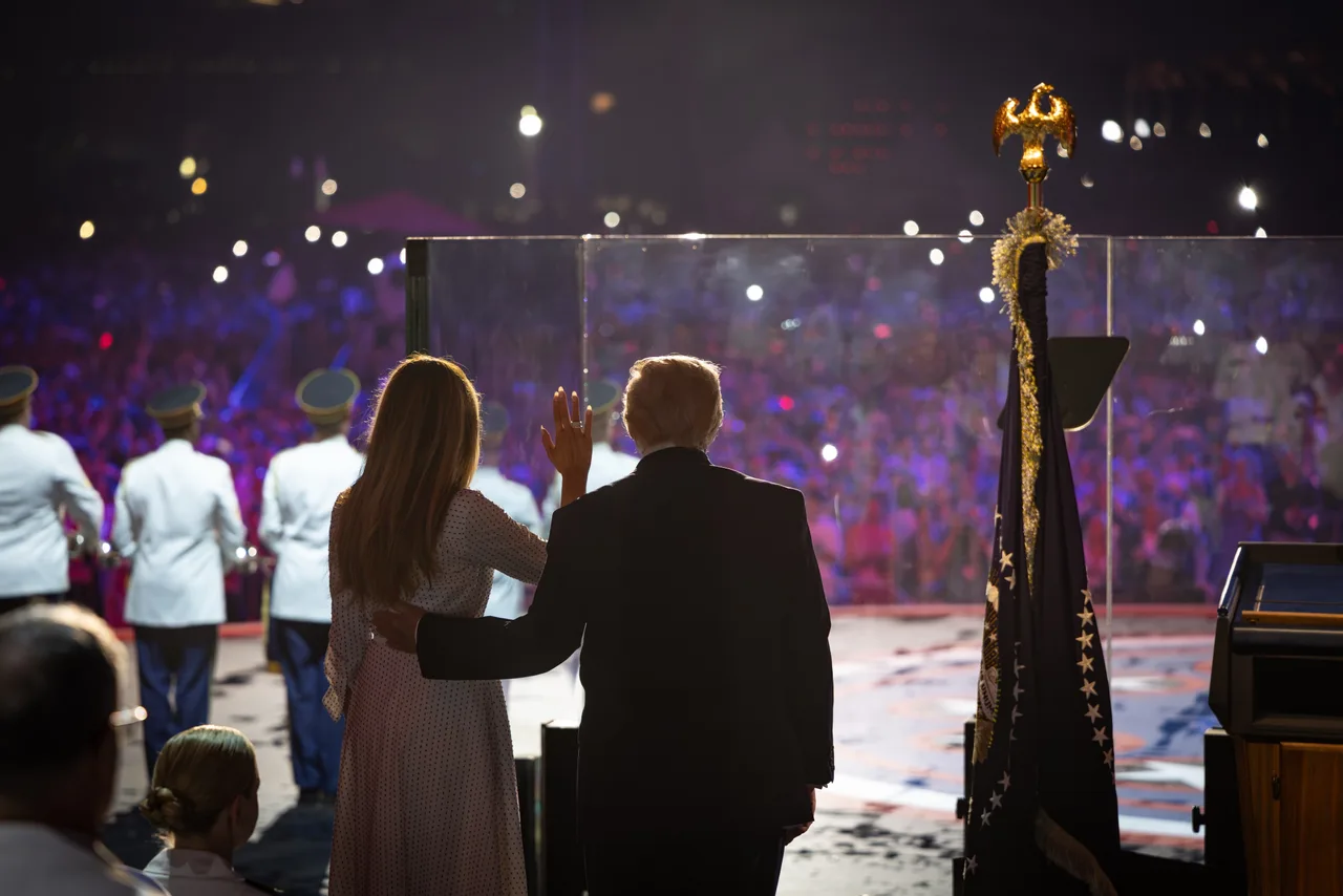 Trump and Melania headline 'Salute to America'