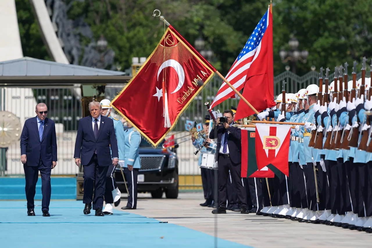 A regal Turkish military welcome