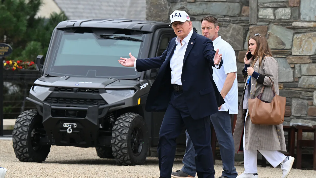 Trump’s Ireland golf club visit required extraordinary security detail, including Chinooks and armored buggy