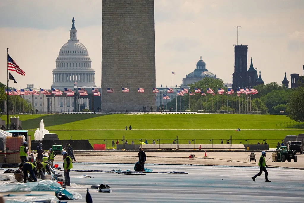 Reflecting Pool renovation comes under fire