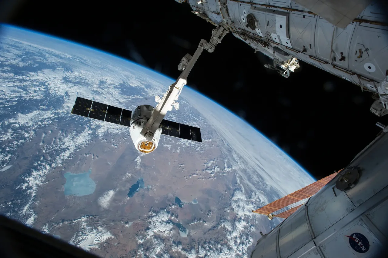 Dragon becomes first commercial spacecraft to visit ISS