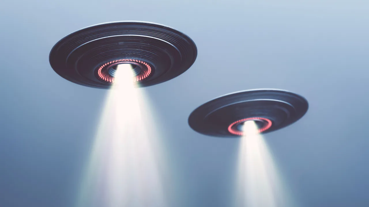 A US pilot chased a mysterious UFO for 27 minutes in 1948. Here’s what happened next