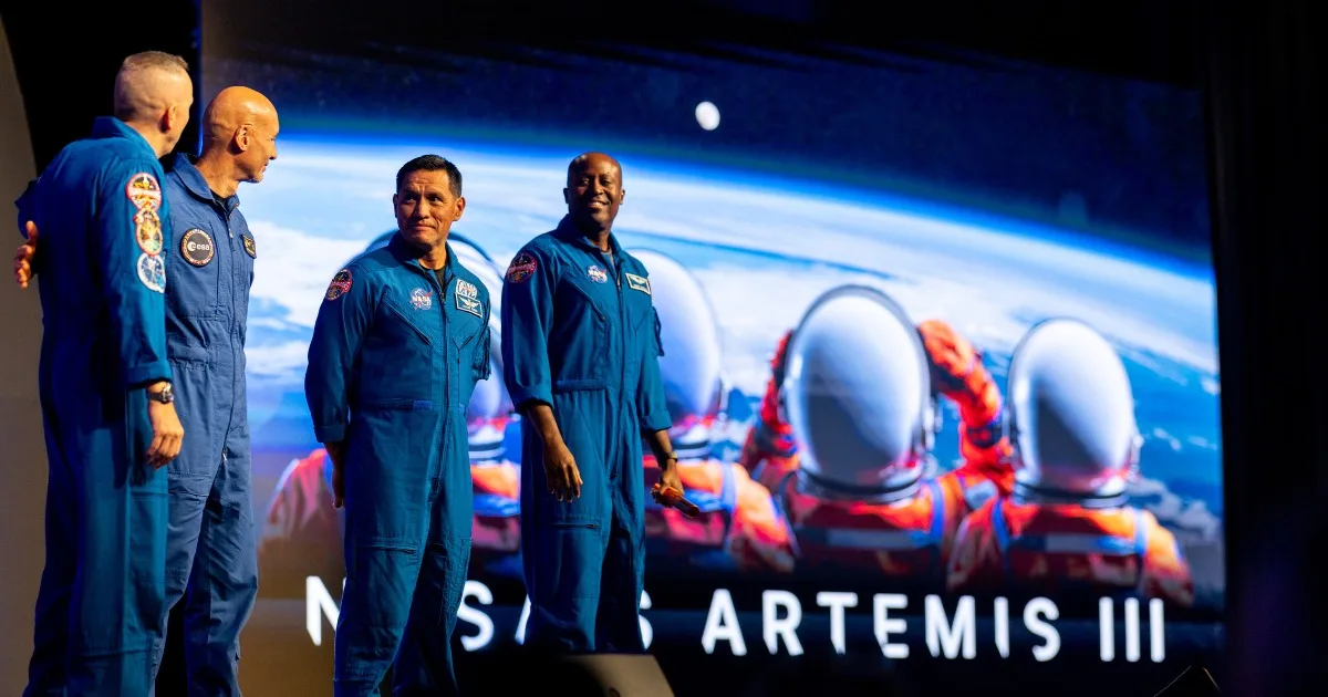 Artemis III crew unveiled ahead of 2027 mission launch
