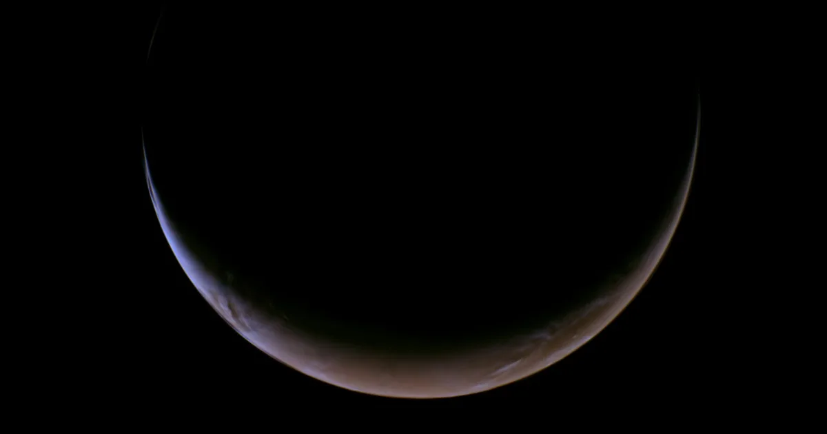 A stunning crescent view of Mars captured by Psyche during flyby
