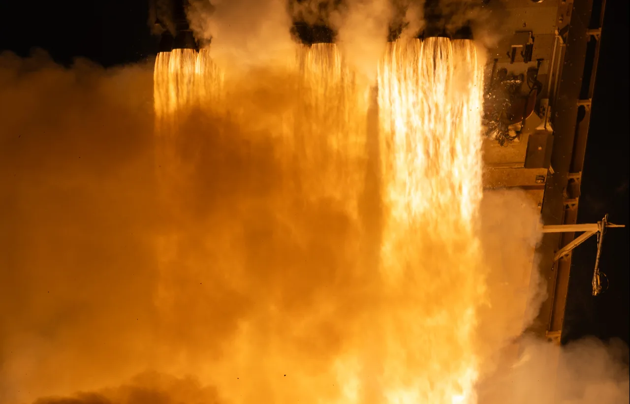 Falcon Heavy's 27 Merlin engines fire during liftoff