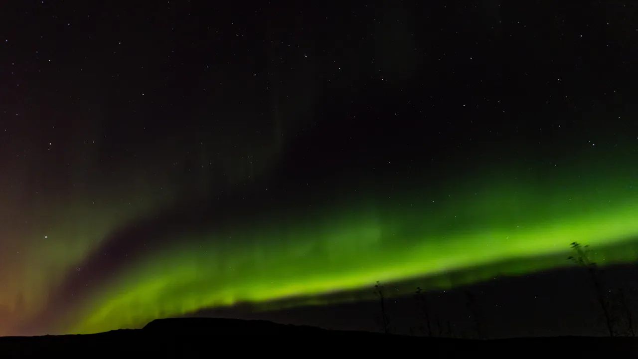 Autumnal equinox and aurora season