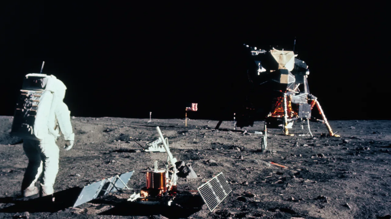 NASA lost the original Apollo 11 moon landing tapes, and here's how it happened