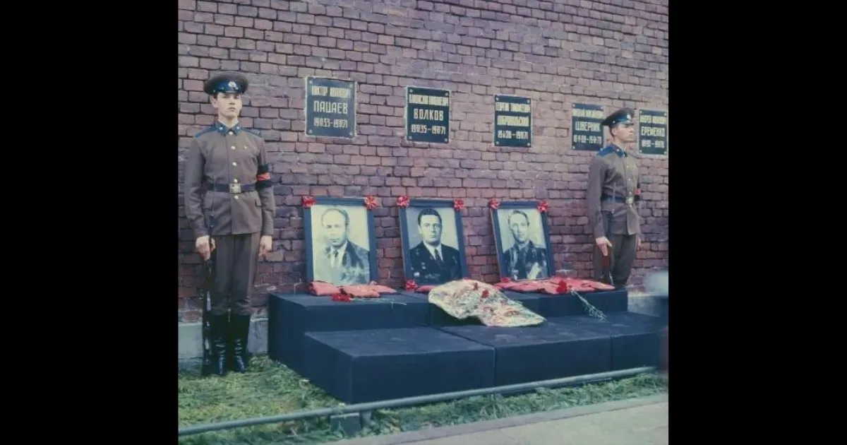 A state funeral and words of praise from a rival nation
