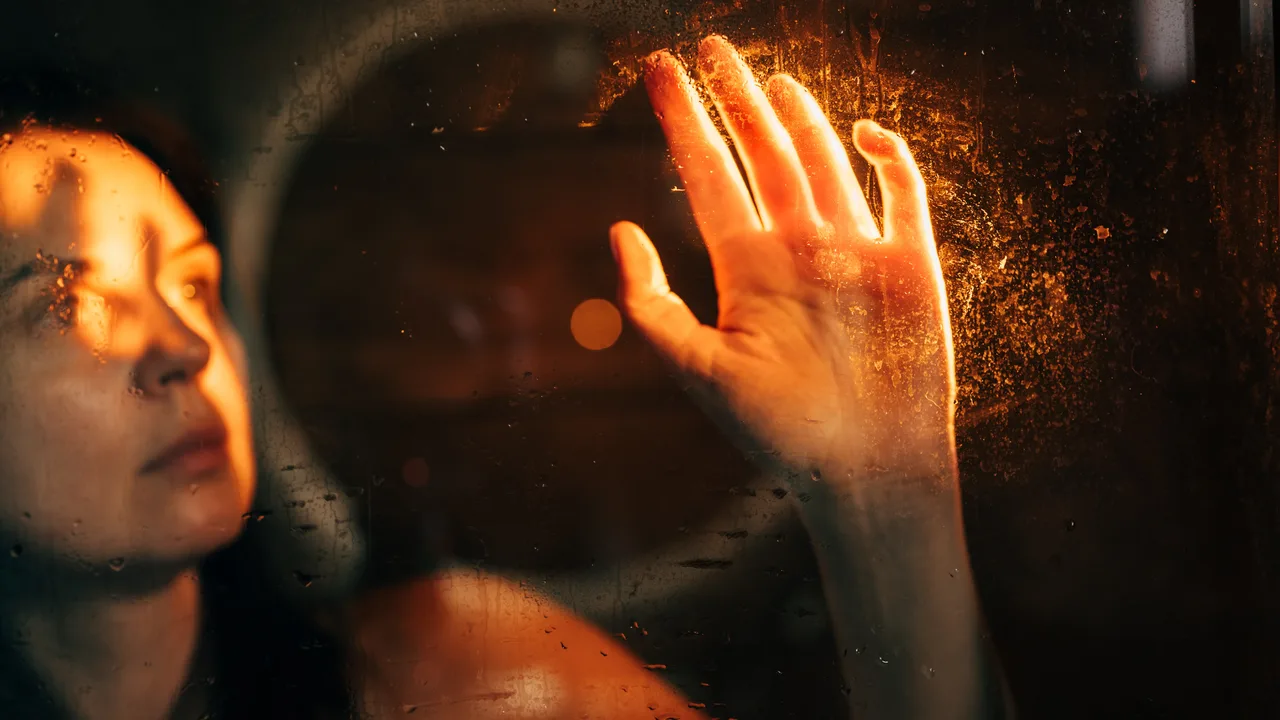 Could a version of you in another universe send you a message?