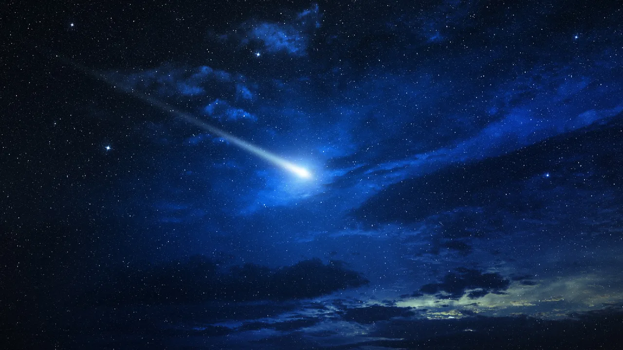 Unexplained lights keep appearing in this Norwegian valley. Is it a UFO or something else?