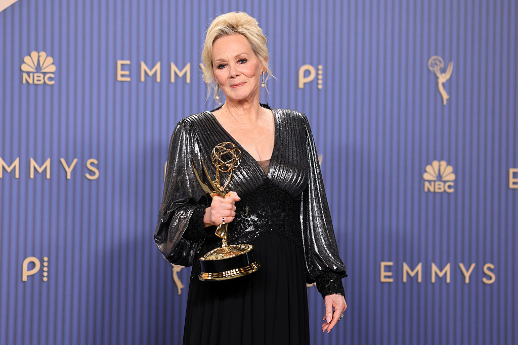 LOS ANGELES, CALIFORNIA - SEPTEMBER 14: Jean Smart, winner of the Outstanding Lead Actress in a Comedy Series Award for “Hacks”, poses in the press room during the 78th Primetime Emmy Awards at Peacock Theater on September 14, 2026 in Los Angeles, California.  (Photo by Amy Sussman/Getty Images)