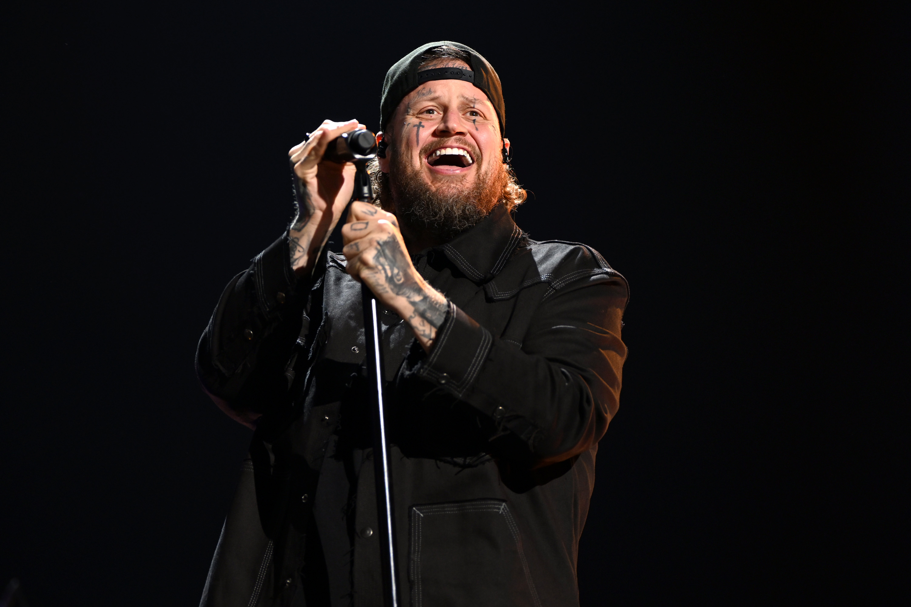LAS VEGAS, NEVADA - SEPTEMBER 19: (FOR EDITORIAL USE ONLY) Jelly Roll performs onstage during the 2025 iHeartRadio Music Festival at T-Mobile Arena on September 19, 2025 in Las Vegas, Nevada. (Photo by Denise Truscello/Getty Images for iHeartRadio)