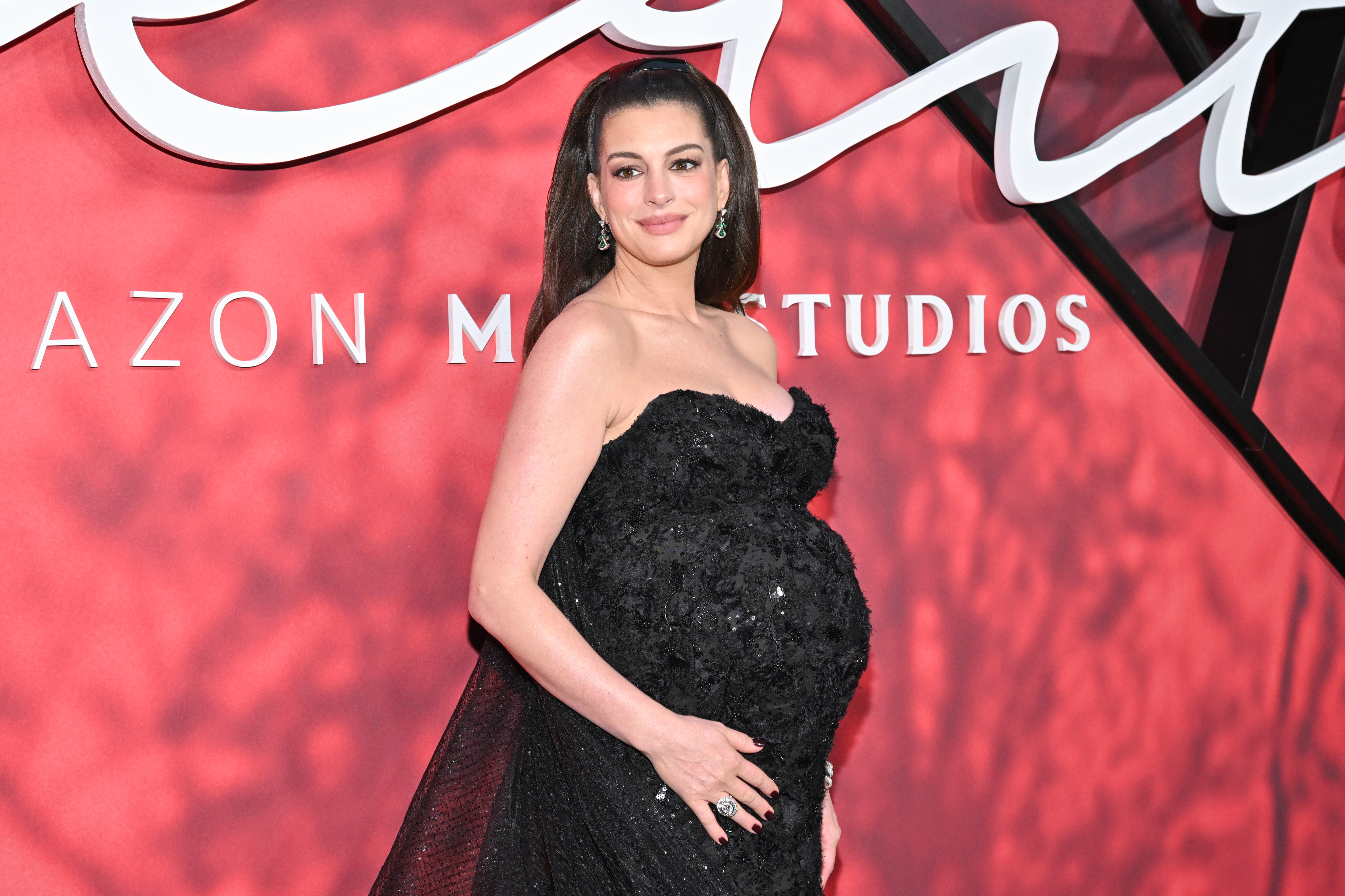 Anne Hathaway attends the premiere of Amazon MGM Studios'