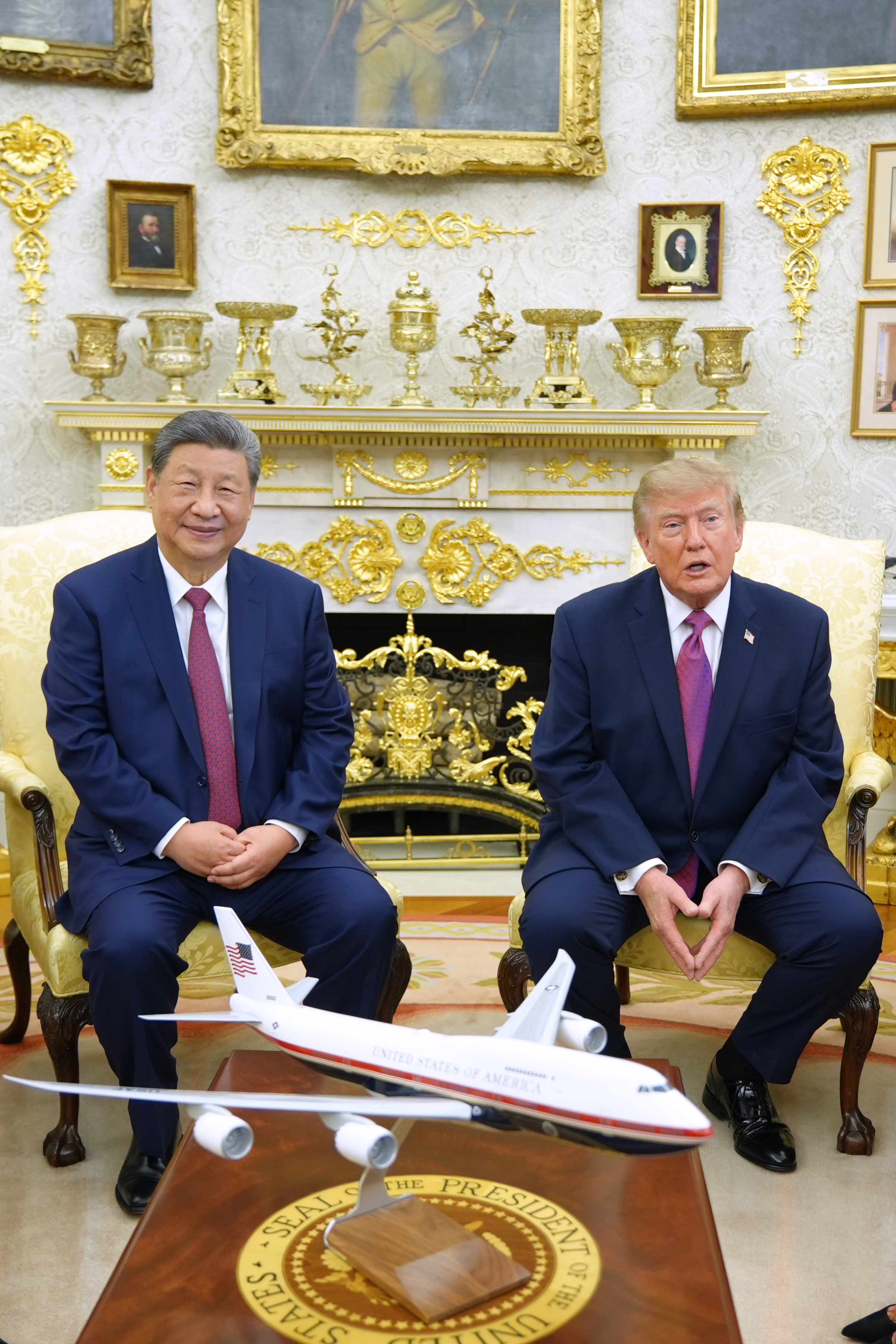 President Donald Trump and China's President Xi Jinping meet in the Oval Office of the White House, Thursday, Sept. 24, 2026, in Washington. (AP Photo/Jacquelyn Martin)