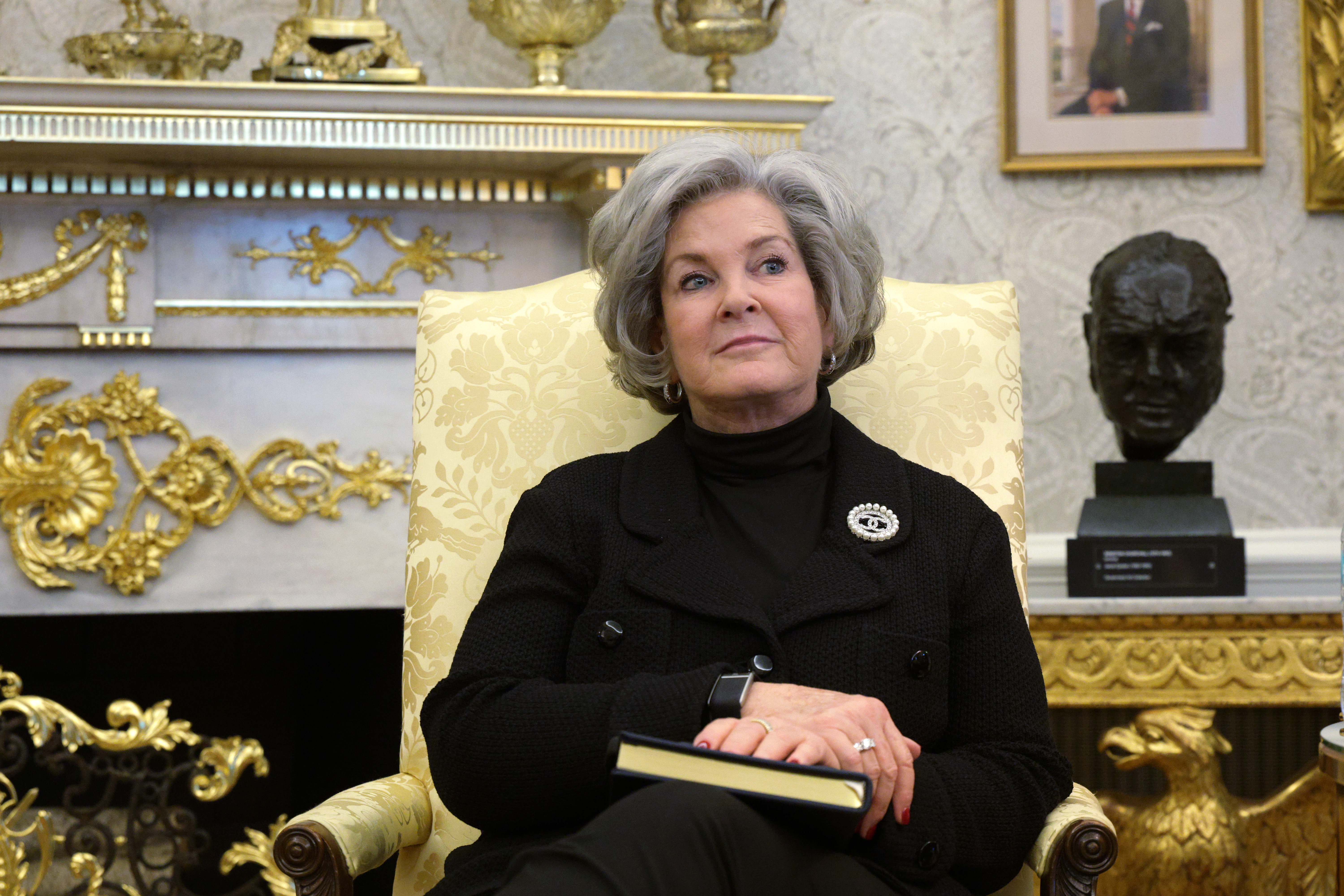 WASHINGTON, DC - FEBRUARY 02: White House Chief of Staff Susie Wiles listens as President Donald Trump announces the creation of the U.S. strategic critical minerals reserve during an event in the Oval Office of the White House on February 02, 2026 in Washington, DC. Trump, who was joined by manufacturing leaders, administration officials and lawmakers, announced the creation of “Project Vault,” a strategic reserve of rare earth minerals to help protect American manufacturers against potential supply chain disruptions. (Photo by Alex Wong/Getty Images)