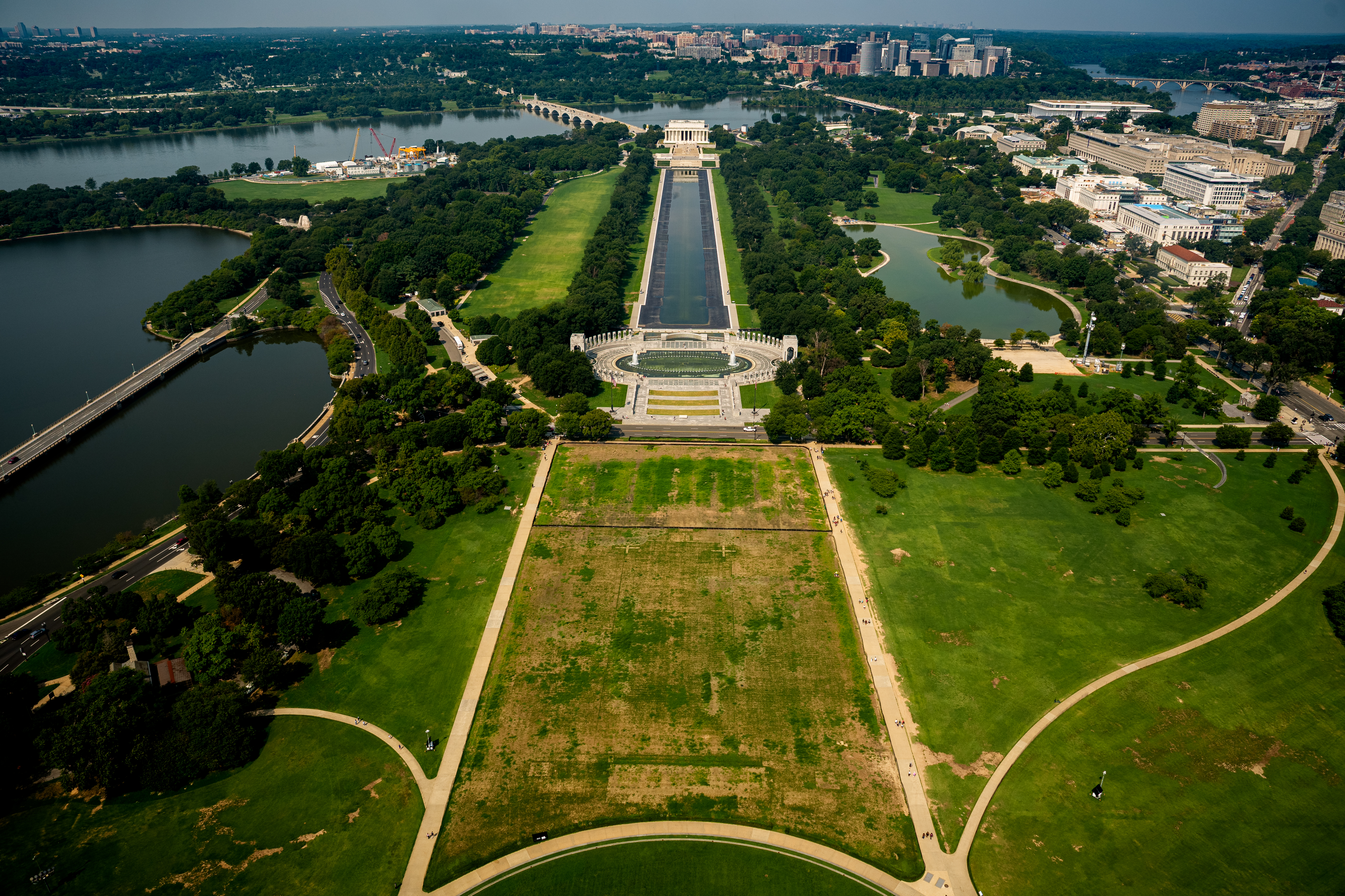 WASHINGTON, DC - AUGUST 10: The Lincoln Memorial, Lincoln Memorial Reflecting Pool, Memorial Bridge, and the World War II Memorial are seen from the Washington Monument on August 10, 2026 in Washington, DC. U.S. President Donald Trump ordered the pool to be drained for repairs after the project was allegedly vandalized. (Photo by Andrew Harnik/Getty Images)