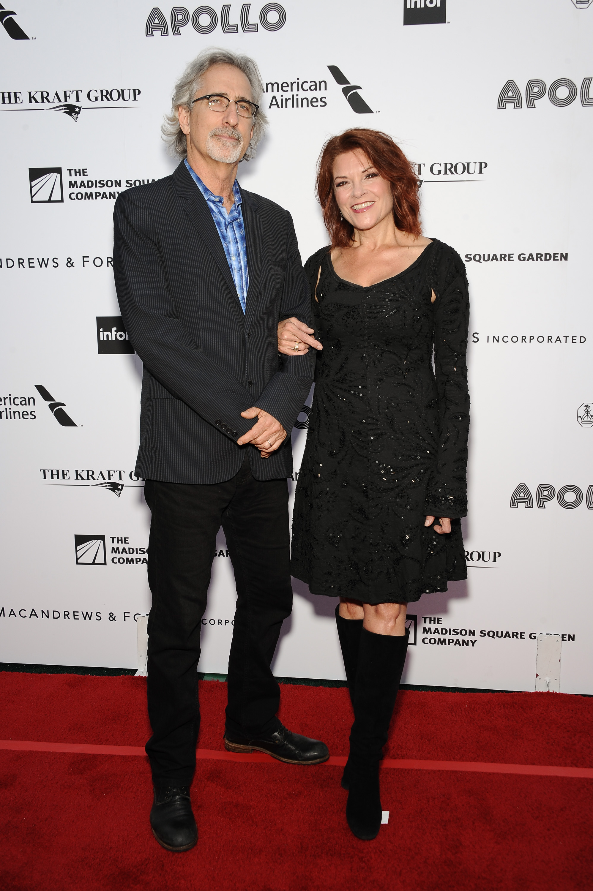 NEW YORK, NY - JUNE 08:  Rosanne Cash (R) and husband John Leventhal attend The Apollo Theater's 10th Annual Spring Gala at The Apollo Theater on June 8, 2015 in New York City.  (Photo by D Dipasupil/FilmMagic)