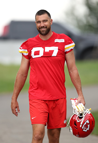 Tight end Travis Kelce walks toward the practice field during Kansas City Chiefs training camp at Missouri Western State University on July 30, 2026 in St Joseph, Missouri (James Squire/Getty Images)