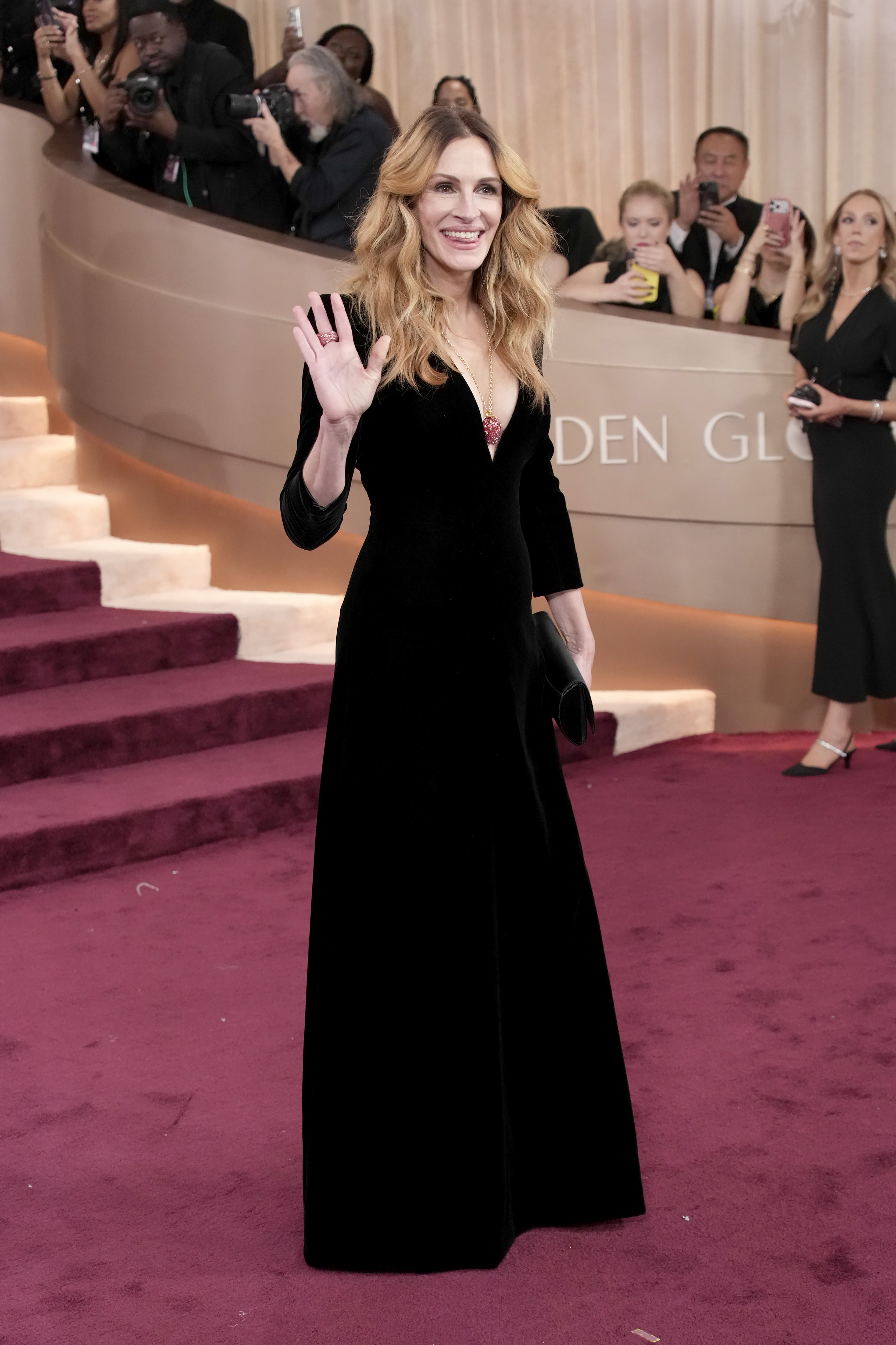 BEVERLY HILLS, CALIFORNIA - JANUARY 11: (FOR EDITORIAL USE ONLY) Julia Roberts attends the 83rd Annual Golden Globe Awards at The Beverly Hilton on January 11, 2026 in Beverly Hills, California. (Photo by Jeff Kravitz/FilmMagic)