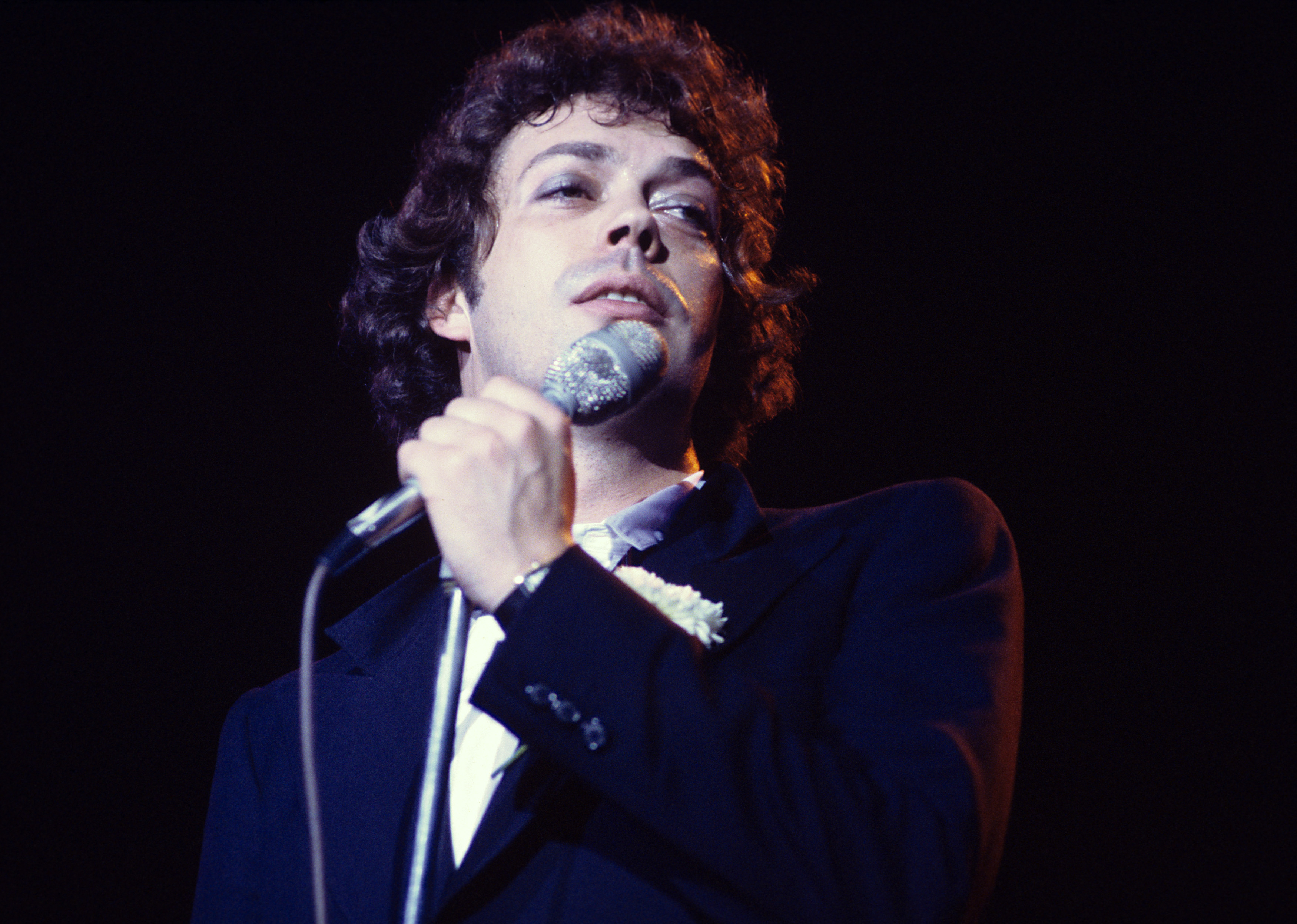 ATLANTA - NOVEMBER 6: British singer/actor Tim Curry performs at The Agora Ballroom on November 6, 1978 in Atlanta, Georgia, United States. (Photo by Tom Hill/Getty Images)