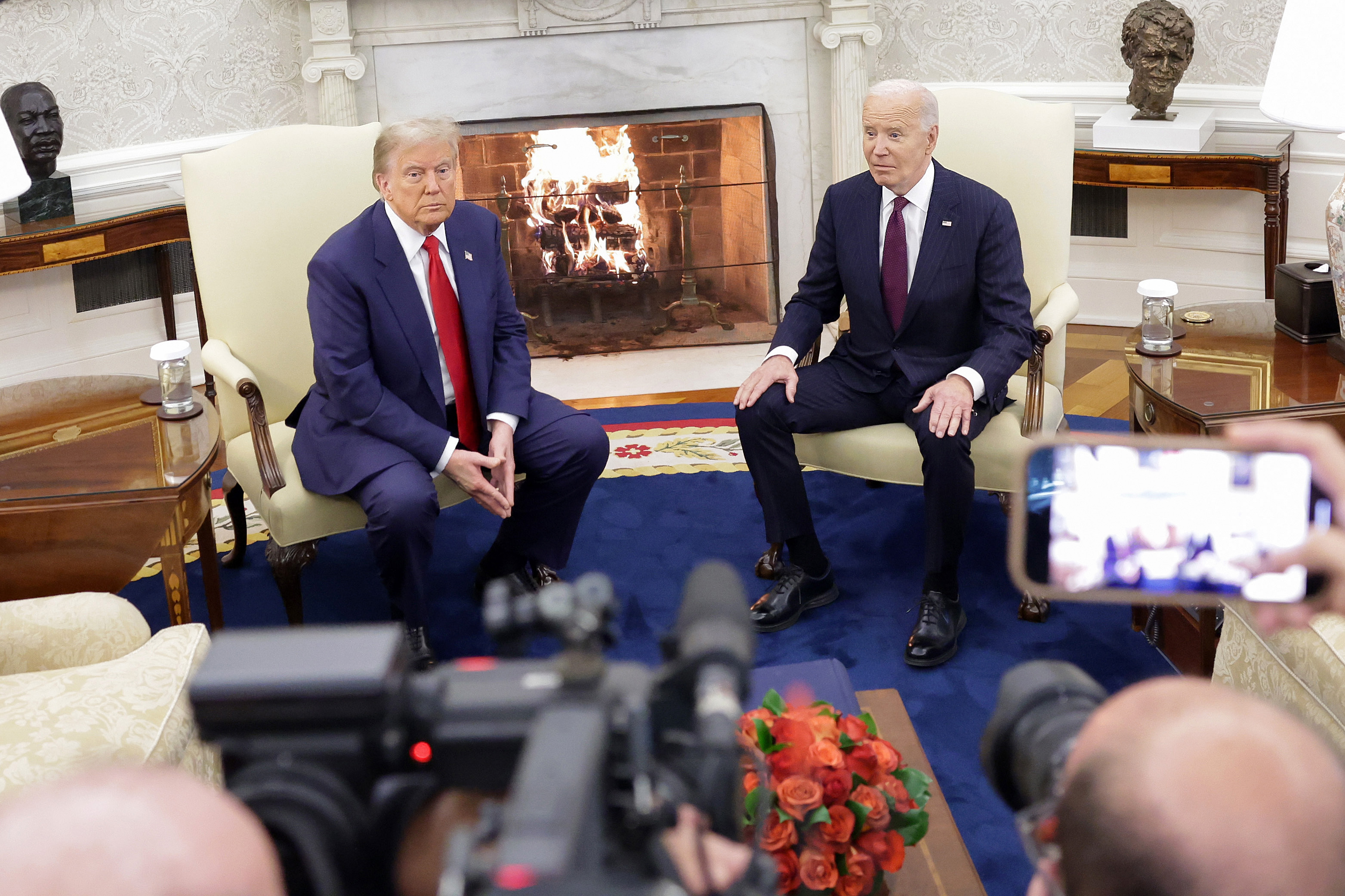 WASHINGTON, DC - NOVEMBER 13: U.S. President Joe Biden meets with U.S. President-elect Donald Trump in the Oval Office at the White House on November 13, 2024 in Washington, DC. President Biden continued the tradition inviting the newly-elected president to meet at the White House after Trump won the presidential election on November 5. (Photo by Alex Wong/Getty Images)