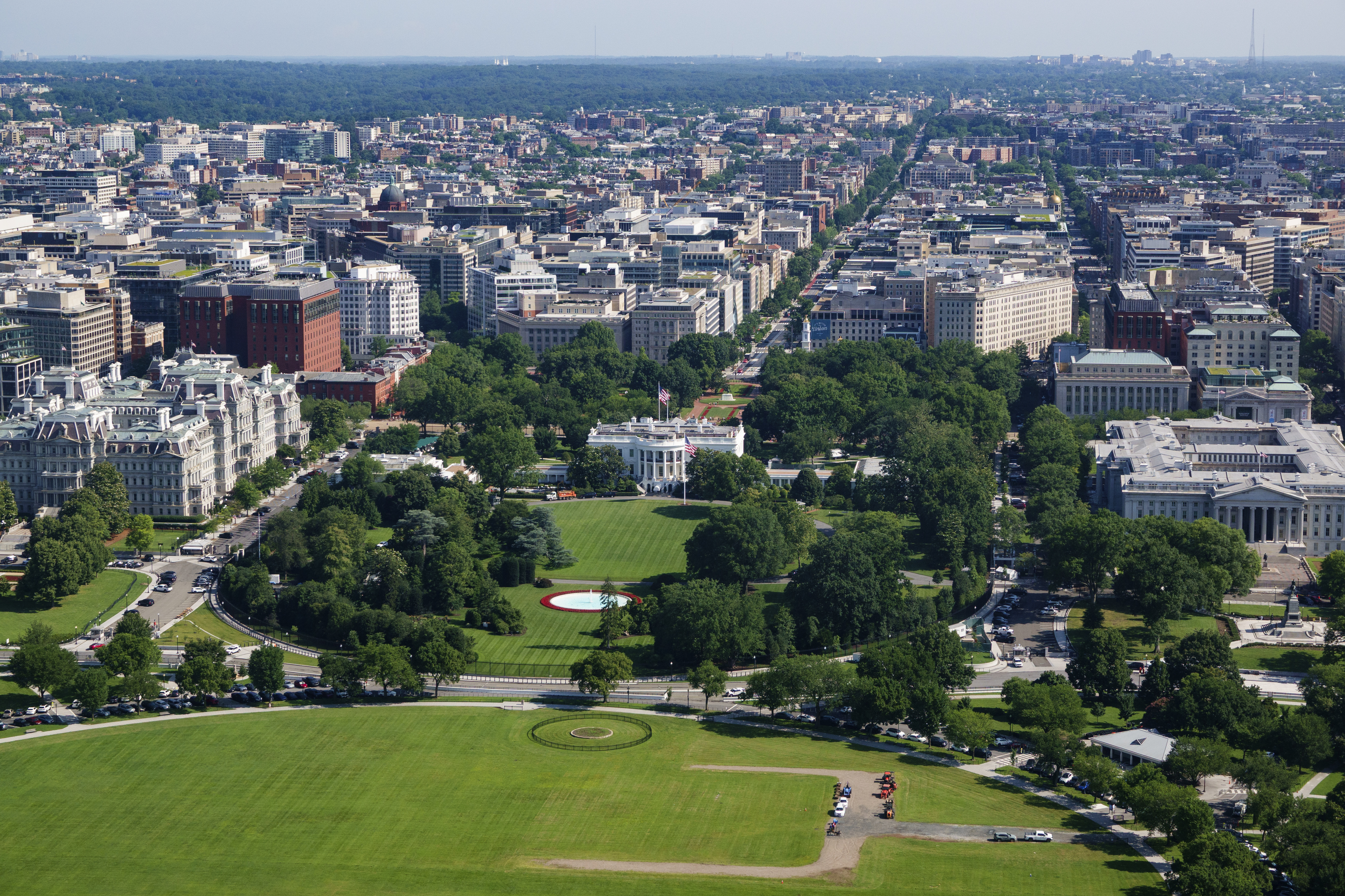 WASHINGTON, DC - JUNE 19: The White House and South Lawn are seen from the Washington Monument on June 19, 2025 in Washington, DC. (Photo by Kevin Carter/Getty Images)