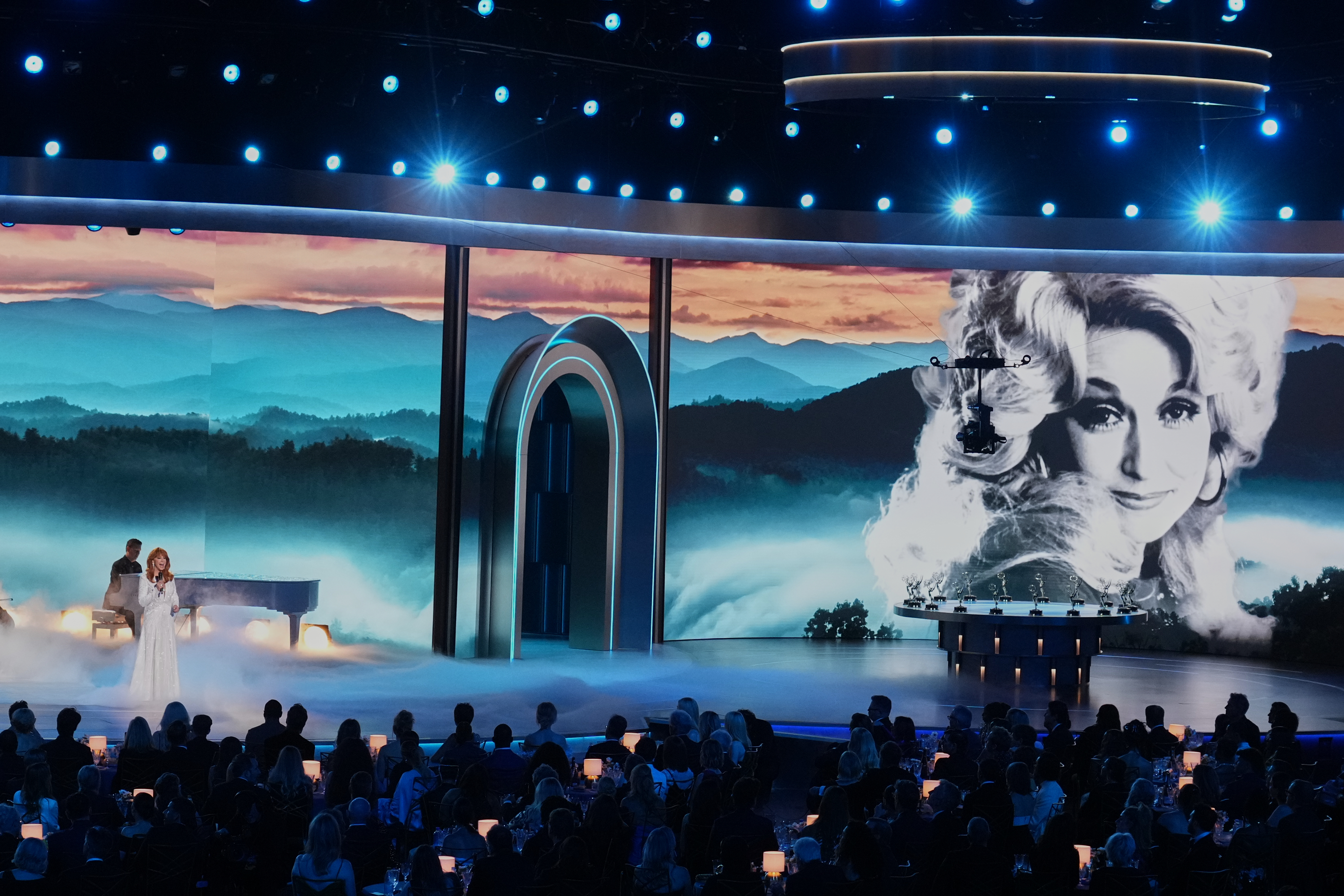Reba McEntire performs