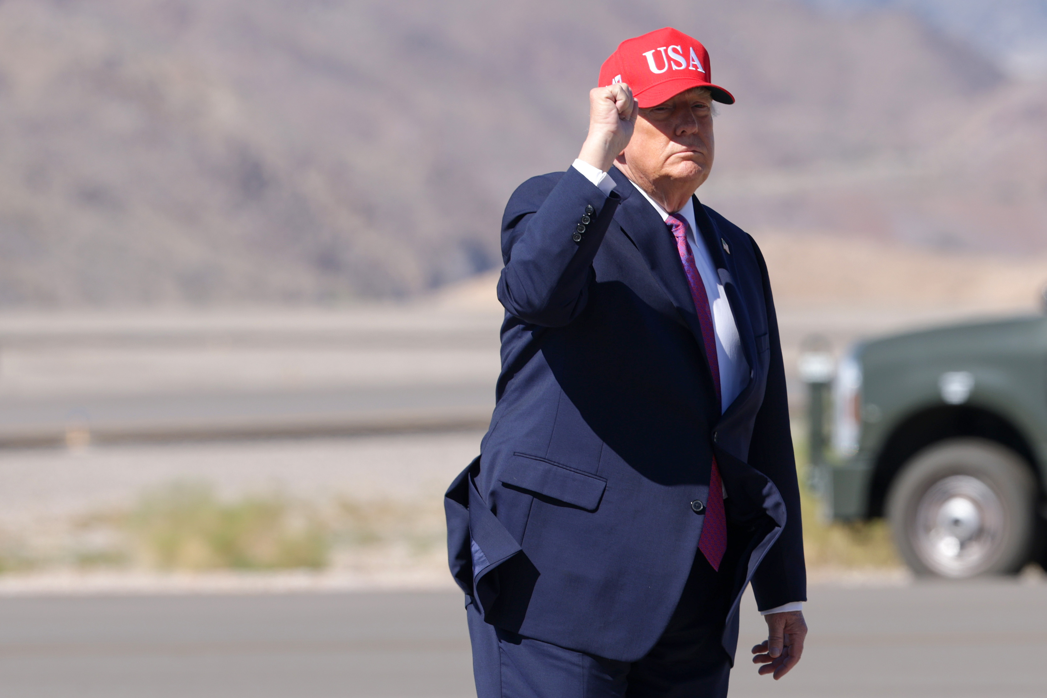 BULLHEAD CITY, ARIZONA - OCTOBER 14: U.S. President Donald Trump arrives for a campaign rally at Laughlin/Bullhead International Airport on October 14, 2026 in Bullhead City, Arizona. President Trump is traveling to Arizona and Montana to campaign for Republican candidates ahead of the midterm elections. (Photo by Alex Wong/Getty Images)
