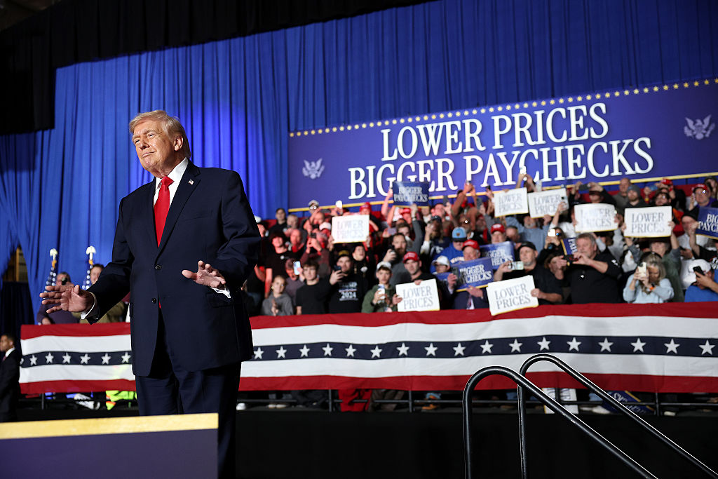 CLIVE, IOWA - JANUARY 27: U.S. President Donald Trump takes the stage to speak during a rally at the Horizon Events Center on January 27, 2026 in Clive, Iowa. President Trump returns to Iowa for a second time in his second term ahead of the mid-term elections.  (Photo by Win McNamee/Getty Images)