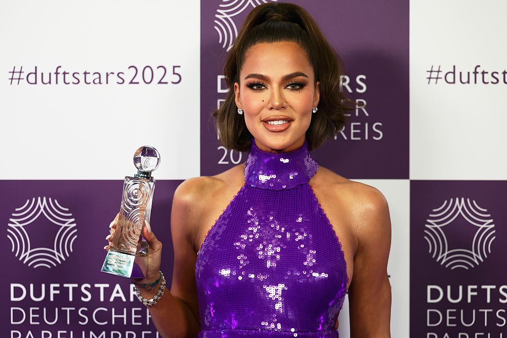 DUESSELDORF, GERMANY - MAY 08: Khloé Kardashian poses with the award at the annual German Perfume Award Duftstars at Rheinterrasse on May 08, 2025 in Duesseldorf, Germany. (Photo by Andreas Rentz/Getty Images for Fragrance Foundation )