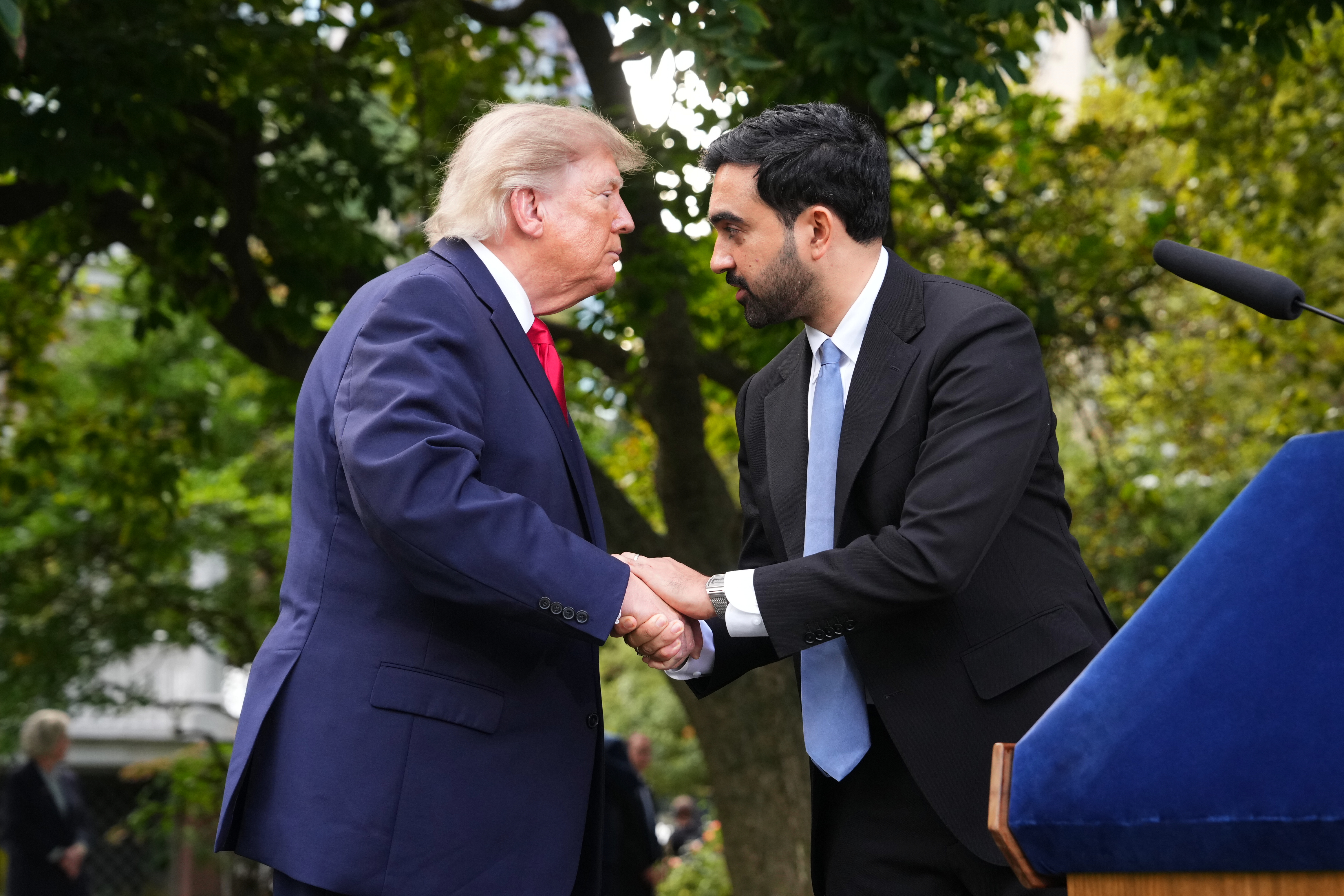 President Donald Trump, left, shakes hands with with New York City Mayor Zohran Mamdani after their meeting Monday, Sept. 21, 2026, in New York. (AP Photo/Adam Gray)