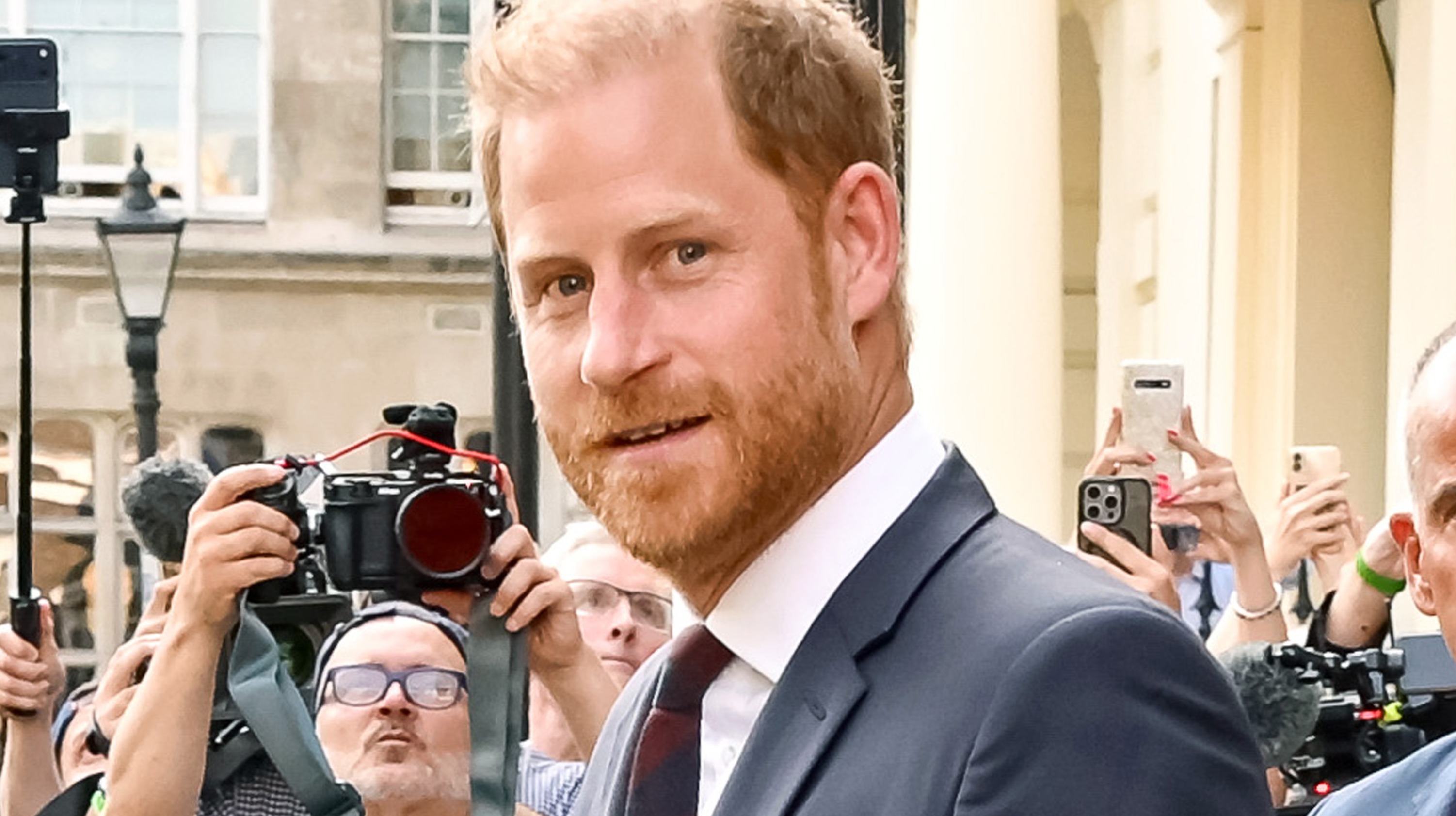 LIVE: Prince Harry Returns to UK — Daily Mail Court Verdict Out Now