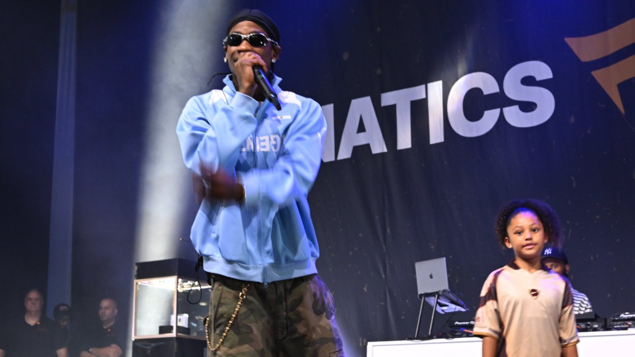 WATCH: Travis Scott Performs FE!N As Daughter Stormi Adorably Dances Along On Stage At Fanatics Fest