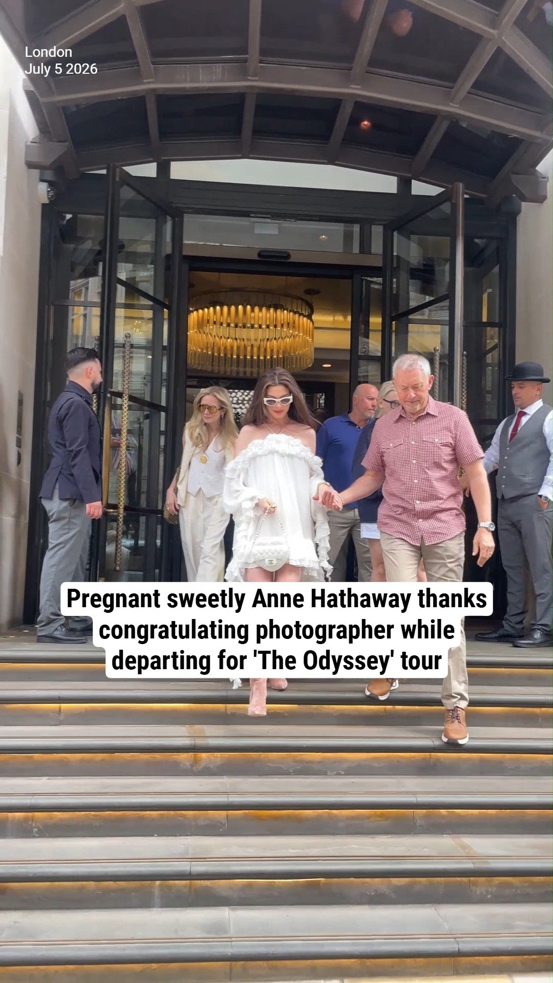 Pregnant sweetly Anne Hathaway thanks congratulating photographer while departing for 'The Odyssey' tour