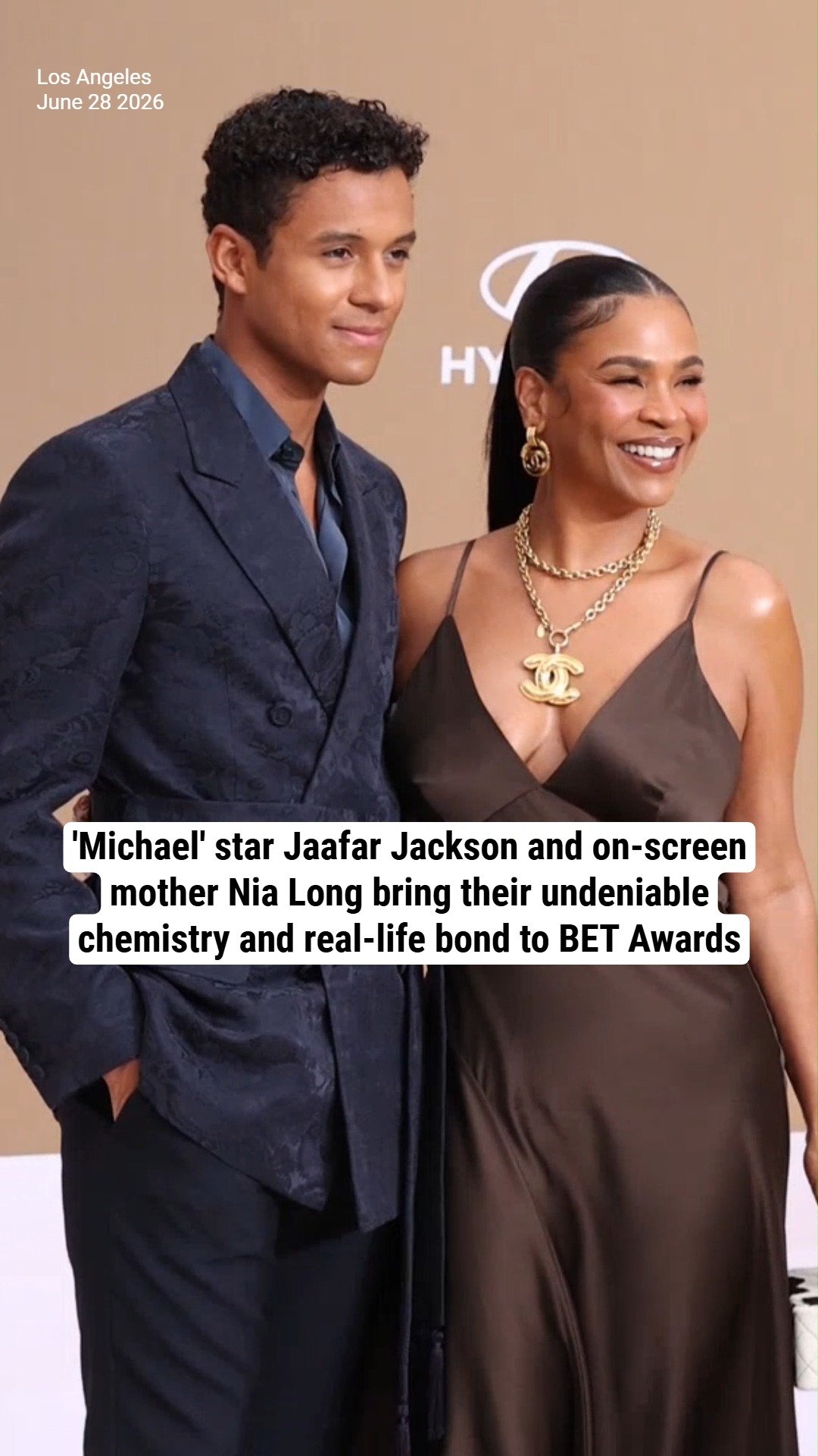 'Michael' star Jaafar Jackson and on-screen mother Nia Long bring their undeniable chemistry and real-life bond to BET Awards