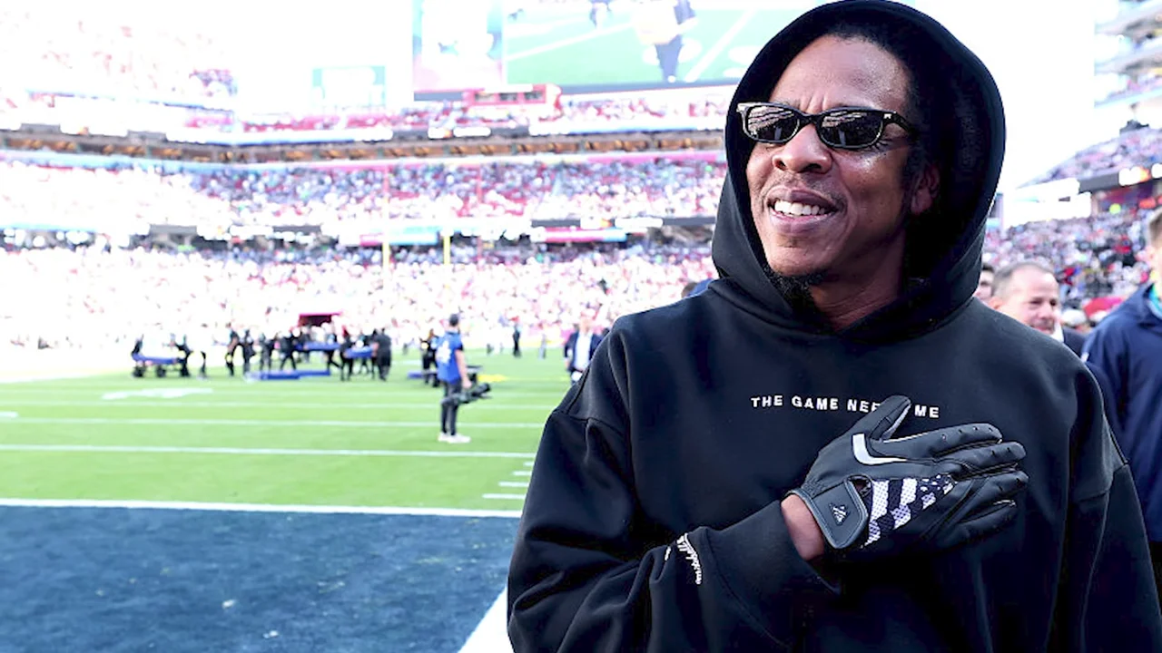 Beyoncé and Jay-Z Spotted Clubbing in Vegas as Rapper Lands Super Bowl Halftime Gig